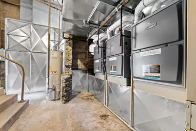 3001 W Mitchell St, Milwaukee, WI 53215 - Photo 35