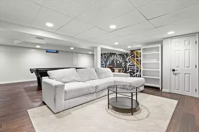 5325 W Allerton Ave, Greenfield, WI 53220 - Photo 19