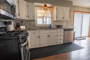 1424 Hickory Way, Racine, WI 53405 - Photo 15