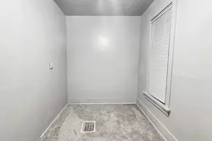 1527 N 33rd St, Milwaukee, WI 53208 - Photo 23