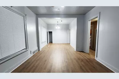 1527 N 33rd St, Milwaukee, WI 53208 - Photo 3