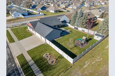 905  Pioneer Dr, Holmen, WI 54636 - Photo 67