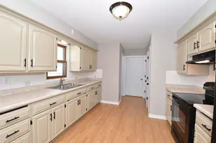 W234N7604 Woodside Rd, Sussex, WI 53089 - Photo 9