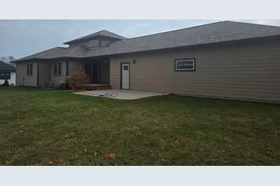576  Trail Ridge Ln, Plymouth, WI 53073 - Photo 37