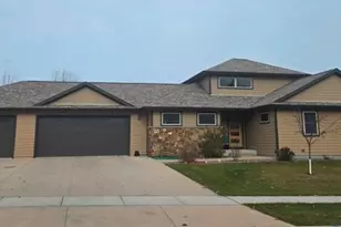 576 Trail Ridge Ln, Plymouth, WI 53073 - Photo 45