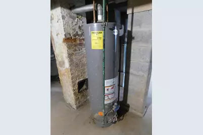 1312 S 61st St, West Allis, WI 53214 - Photo 15