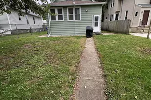 913 69th St, Kenosha, WI 53143 - Photo 21