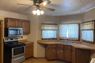 210 S Oak St, Crivitz, WI 54114 - Photo 9