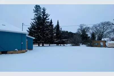 210 S Oak St, Crivitz, WI 54114 - Photo 7