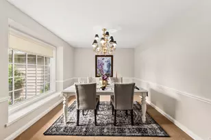 8266 S Country Club Cir, Franklin, WI 53132 - Photo 17