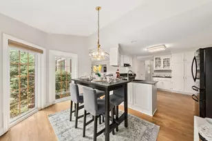 8266 S Country Club Cir, Franklin, WI 53132 - Photo 15