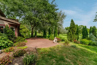 8266 S Country Club Cir, Franklin, WI 53132 - Photo 41