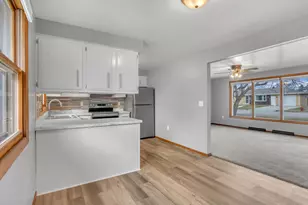 1702 N 26th St, Sheboygan, WI 53081 - Photo 7