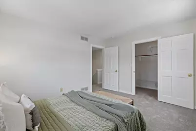 530  Manchester Ln, Hartland, WI 53029 - Photo 19