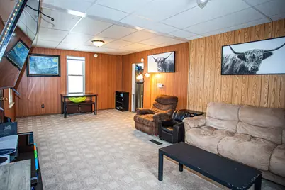 2404  Jackson St, Two Rivers, WI 54241 - Photo 5