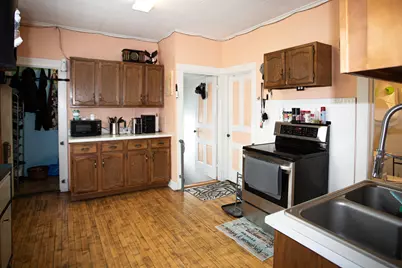 2404  Jackson St, Two Rivers, WI 54241 - Photo 7