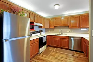 17354 W Lincoln Ave, New Berlin, WI 53146 - Photo 7