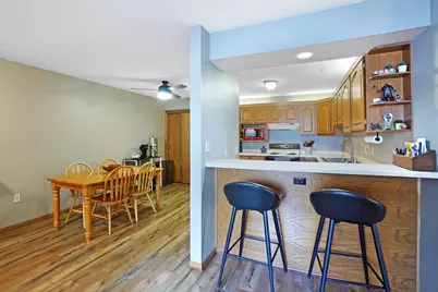 17354 W Lincoln Ave, New Berlin, WI 53146 - Photo 5