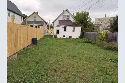 1956 S 16th St, Milwaukee, WI 53204 - Photo 23