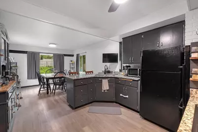 125  Summit Dr, Port Washington, WI 53074 - Photo 7