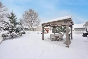 W205N17365 Spring Ridge Dr, Jackson, WI 53037 - Photo 31