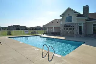 N17W26541 Meadowgrass Circle, Pewaukee, WI 53072 - Photo 23