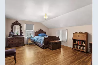 1025 N 15th St, Manitowoc, WI 54220 - Photo 21