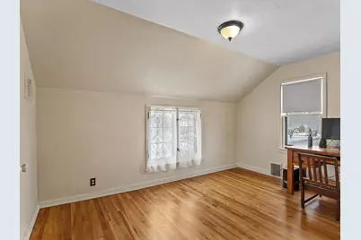 1025 N 15th St, Manitowoc, WI 54220 - Photo 19