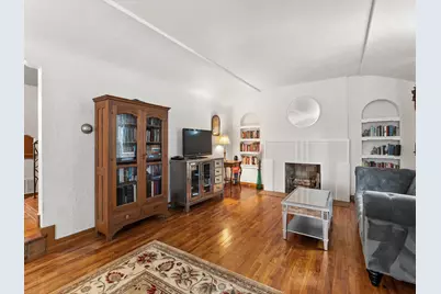 1025 N 15th St, Manitowoc, WI 54220 - Photo 9