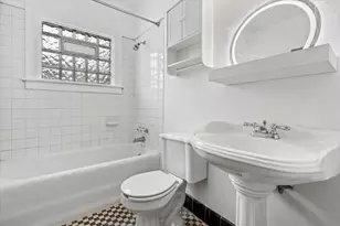 W140N10259 Fond du Lac Ave, Germantown, WI 53022 - Photo 19