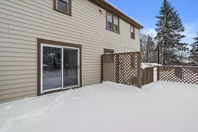 W140N10259  Fond Du Lac Ave, Germantown, WI 53022 - Photo 9