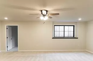 621 Johnson Pl, Onalaska, WI 54650 - Photo 17