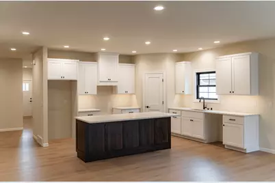 621  Johnson Pl, Onalaska, WI 54650 - Photo 9