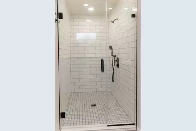 621  Johnson Pl, Onalaska, WI 54650 - Photo 15