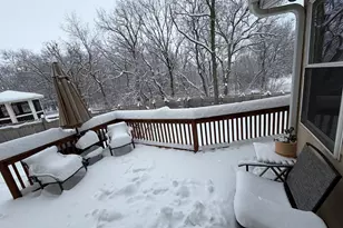 624 Lewis St, Burlington, WI 53105 - Photo 3