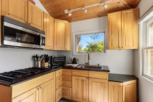 44 Oakwood St, Williams Bay, WI 53191 - Photo 9