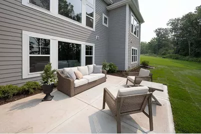 N66W21471  Sagebrush Dr, Menomonee Falls, WI 53051 - Photo 17