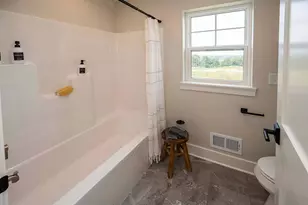 N66W21471 Sagebrush Dr, Menomonee Falls, WI 53051 - Photo 33