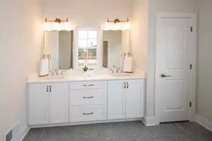 12810 Bluejay Ln, Mequon, WI 53097 - Photo 17