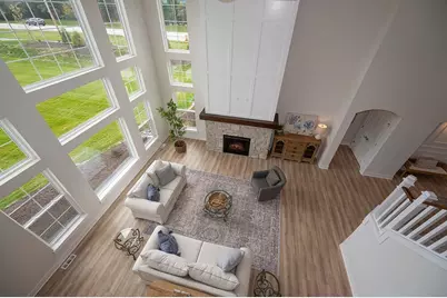 12810  Bluejay Ln, Mequon, WI 53097 - Photo 35