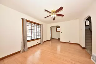 1971 S 32nd St, Milwaukee, WI 53215 - Photo 3