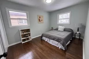 9331 W Elmore Ave, Milwaukee, WI 53222 - Photo 11