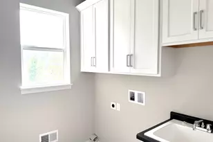 W255S5377 Primrose Ln, Waukesha, WI 53189 - Photo 27