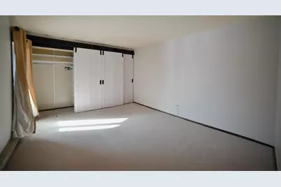 1906 E Shorewood Blvd #263, Shorewood, WI 53211 - Photo 9