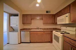 1906 E Shorewood Blvd, Shorewood, WI 53211 - Photo 3