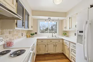 N67W6928 Cleveland St, Cedarburg, WI 53012 - Photo 13