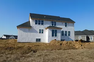 9766 N Migratory Ct, Mequon, WI 53097 - Photo 9