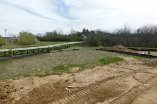 9766 N Migratory Ct, Mequon, WI 53097 - Photo 5