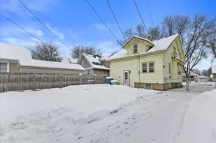 413 S 69th St, Milwaukee, WI 53214 - Photo 21
