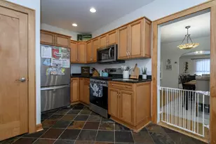 4111 N Woodburn St, Shorewood, WI 53211 - Photo 15